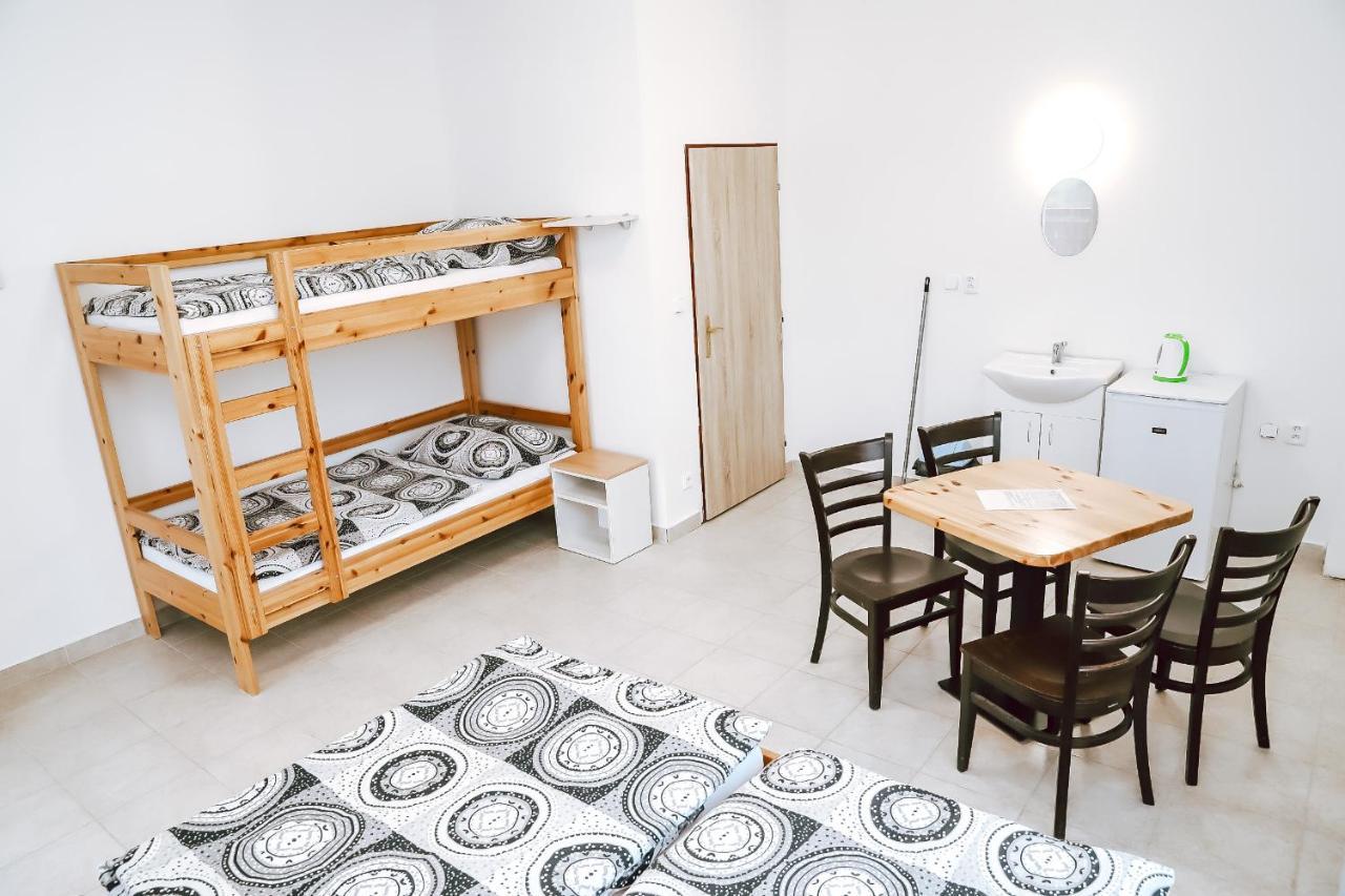 Chaty a Apartmány Hracholusky Kemp Kosatka Pnovany Exterior foto