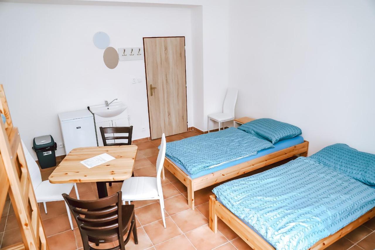 Chaty a Apartmány Hracholusky Kemp Kosatka Pnovany Exterior foto