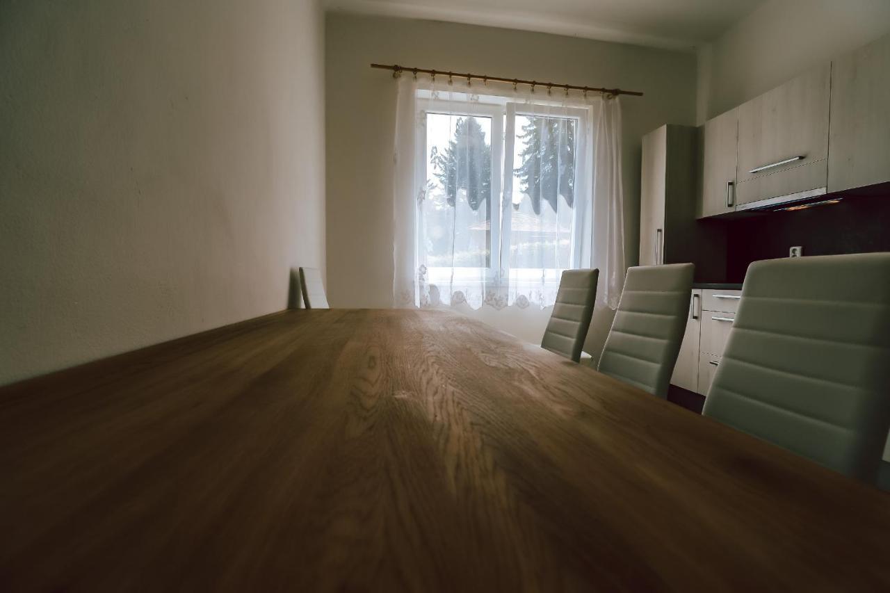 Chaty a Apartmány Hracholusky Kemp Kosatka Pnovany Exterior foto